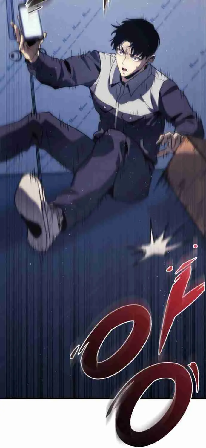 Read Hiding a Warehouse in the Apocalypse EN Manga Online