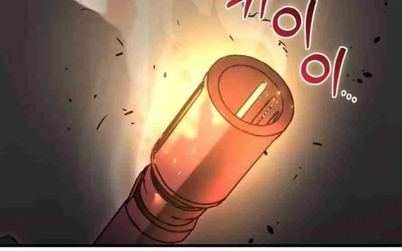 Read Hiding a Warehouse in the Apocalypse EN Manga Online