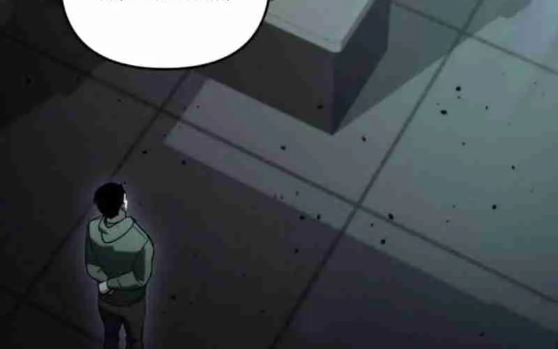 Read Hiding a Warehouse in the Apocalypse EN Manga Online