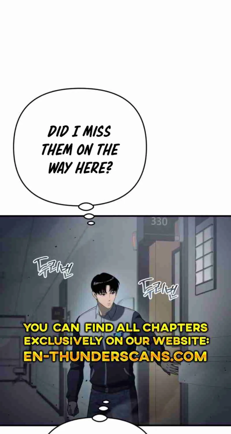 Read Hiding a Warehouse in the Apocalypse EN Manga Online