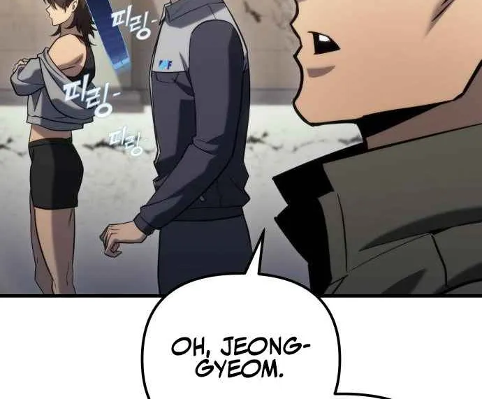 Read Hiding a Warehouse in the Apocalypse EN Manga Online