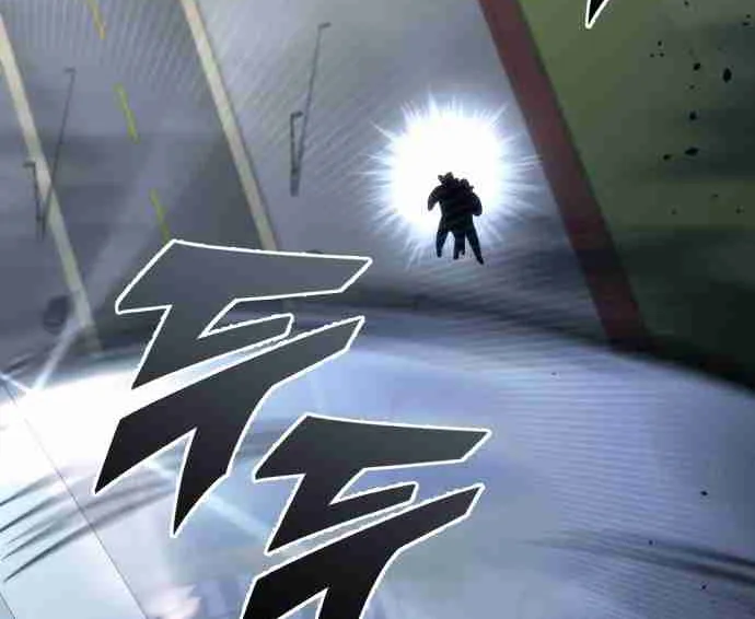 Read Hiding a Warehouse in the Apocalypse EN Manga Online