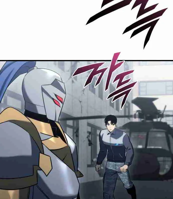 Read Hiding a Warehouse in the Apocalypse EN Manga Online