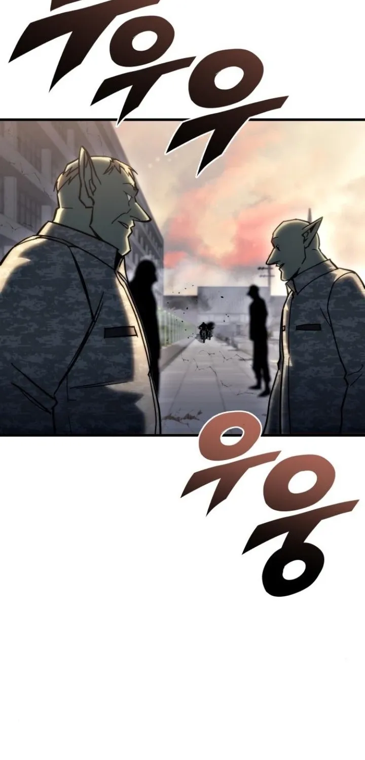 Read Hiding a Warehouse in the Apocalypse EN Manga Online