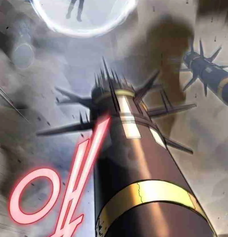 Read Hiding a Warehouse in the Apocalypse EN Manga Online