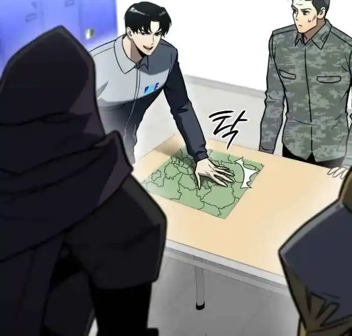 Read Hiding a Warehouse in the Apocalypse EN Manga Online
