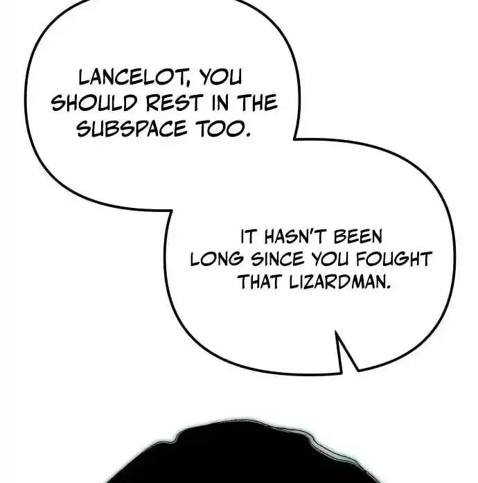 Read Hiding a Warehouse in the Apocalypse EN Manga Online