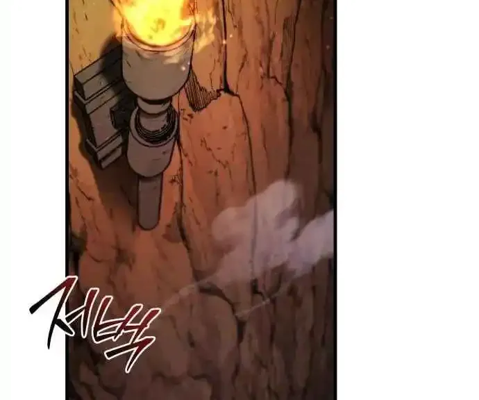 Read Hiding a Warehouse in the Apocalypse EN Manga Online