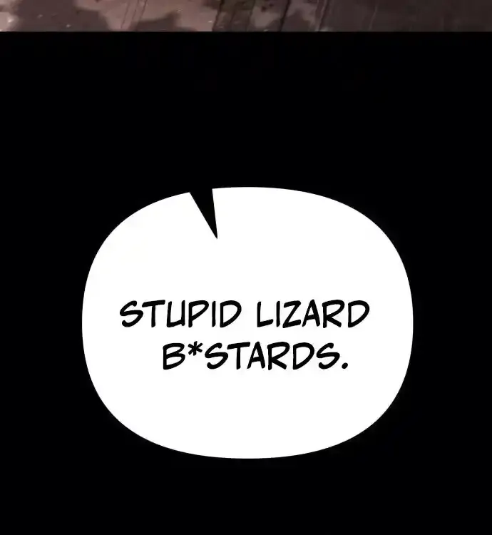 Read Hiding a Warehouse in the Apocalypse EN Manga Online