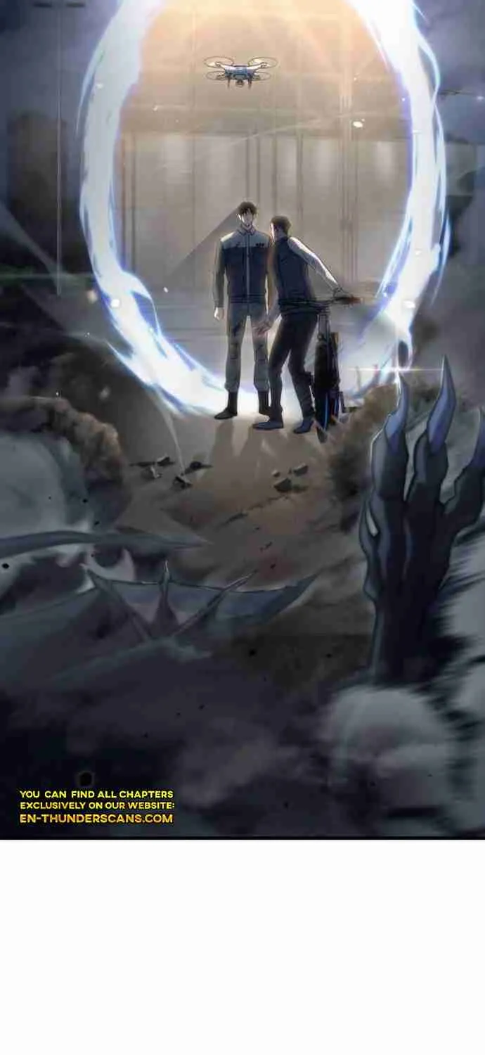Read Hiding a Warehouse in the Apocalypse EN Manga Online
