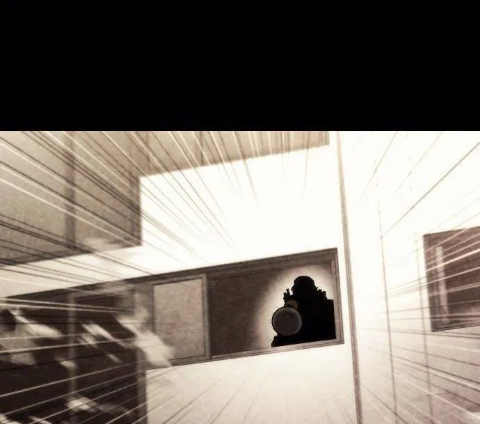 Read Hiding a Warehouse in the Apocalypse EN Manga Online