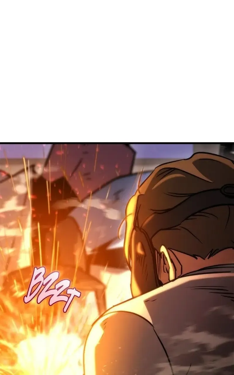Read Hiding a Warehouse in the Apocalypse EN Manga Online