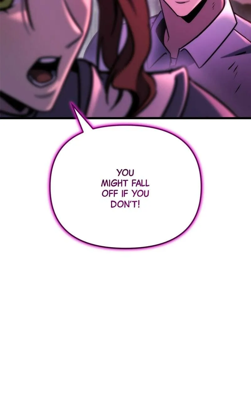 Read Hiding a Warehouse in the Apocalypse EN Manga Online