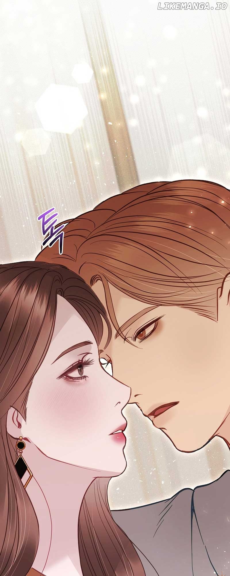 Read White Scandal EN Manga Online